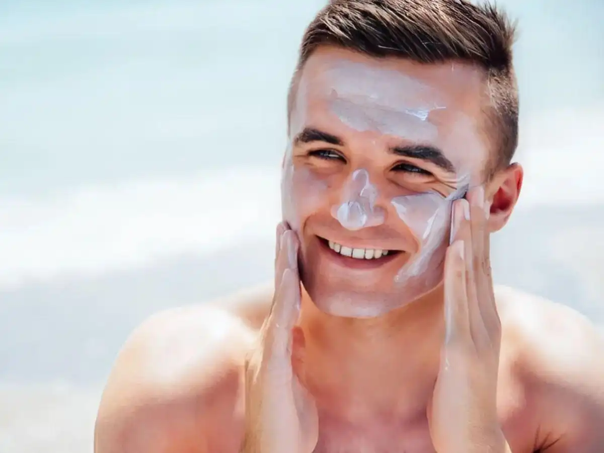Bảo vệ da với kem chống nắng giúp serum trị mụn phát huy tối đa hiệu quả Bảo vệ da với kem chống nắng giúp serum trị mụn phát huy tối đa hiệu quả