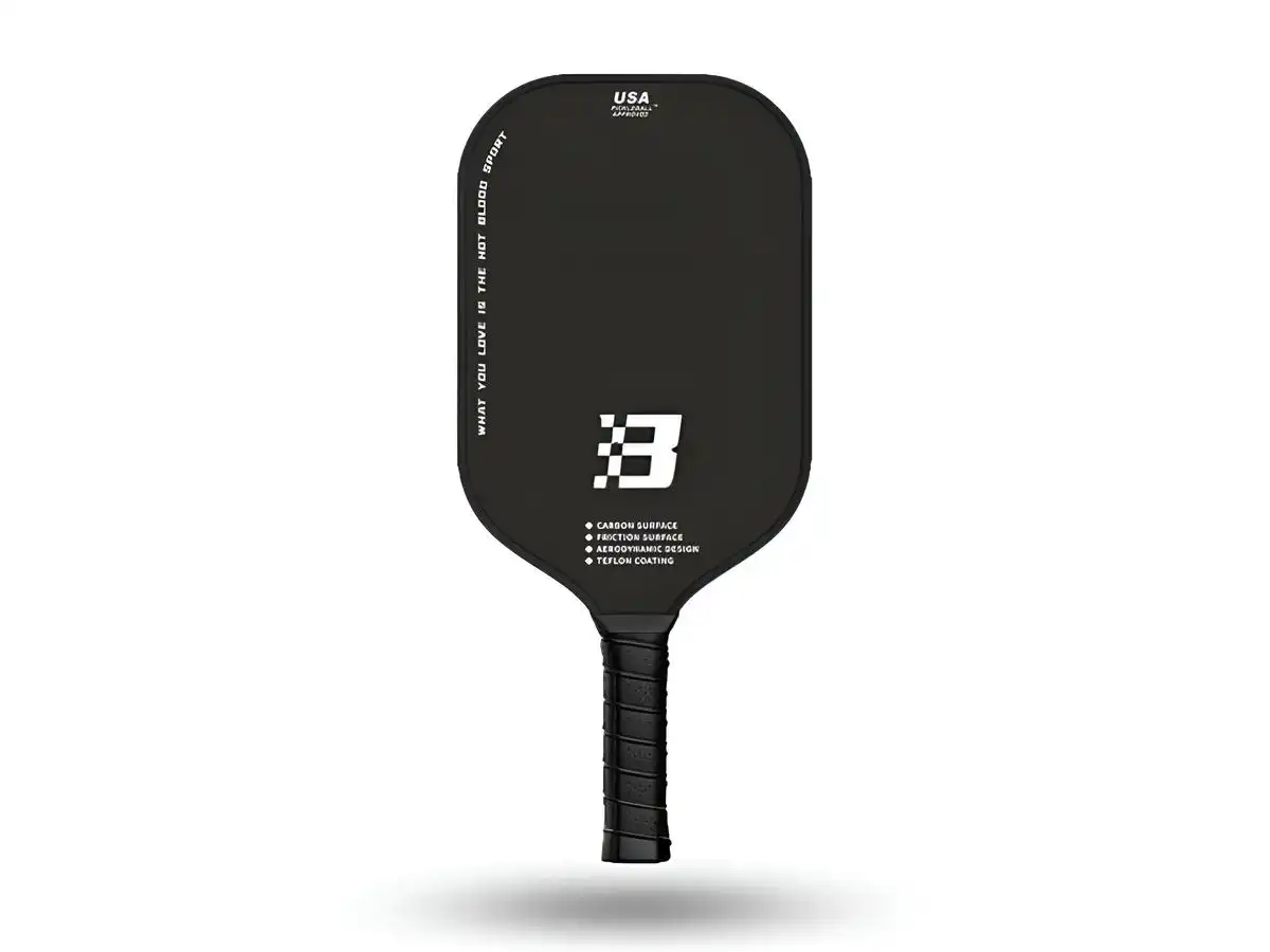 Carbon Fiber lý tưởng cho người chơi có lối đánh thiên về tấn công Carbon Fiber lý tưởng cho người chơi có lối đánh thiên về tấn công