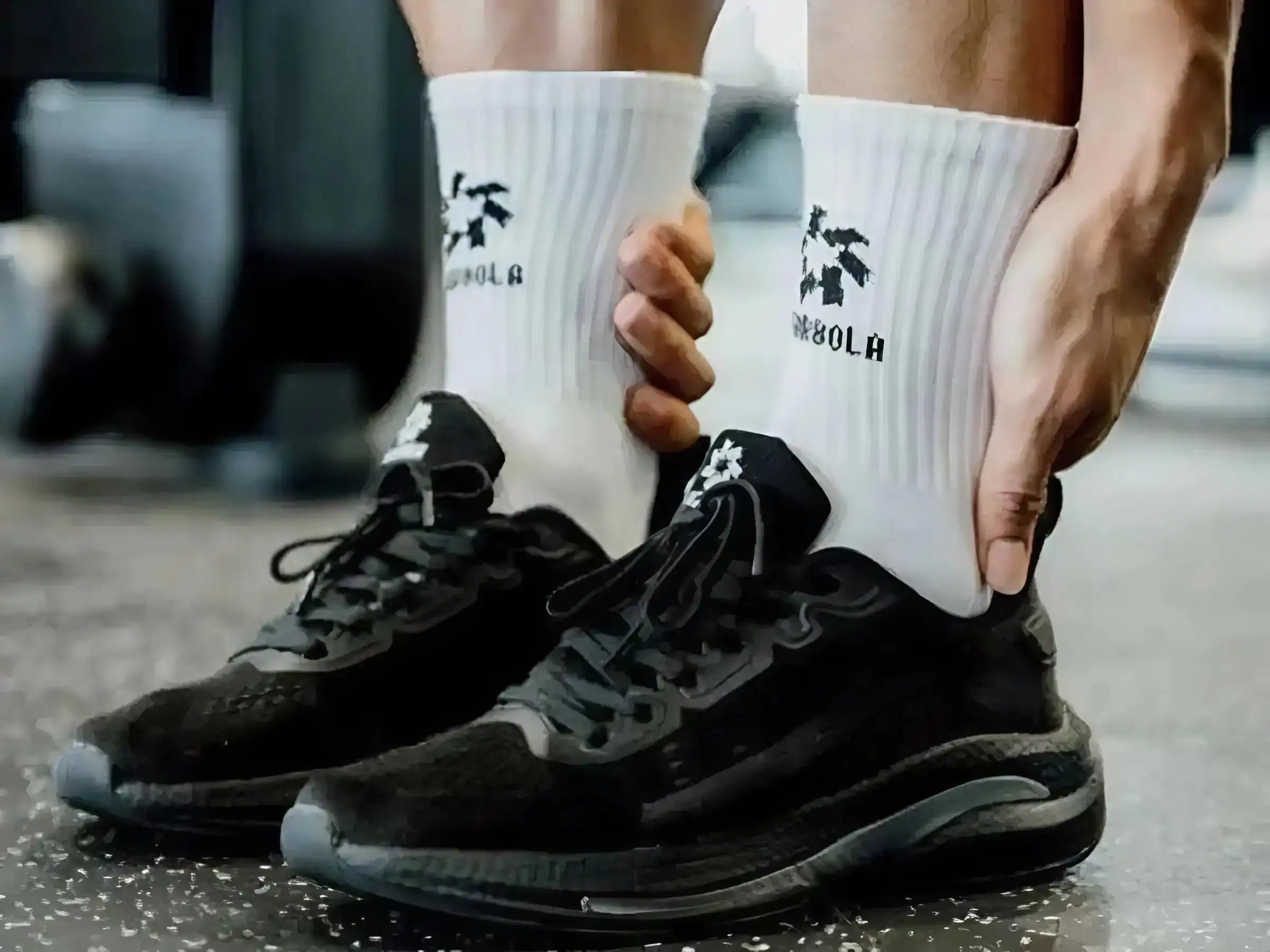 Chọn vớ tập gym nam cho giày chạy bộ cần đảm bảo tính linh hoạt và thoáng khí
