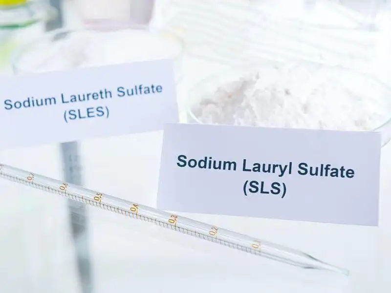 dau-goi-khong-chua-sulfate-1556 dau-goi-khong-chua-sulfate-1556