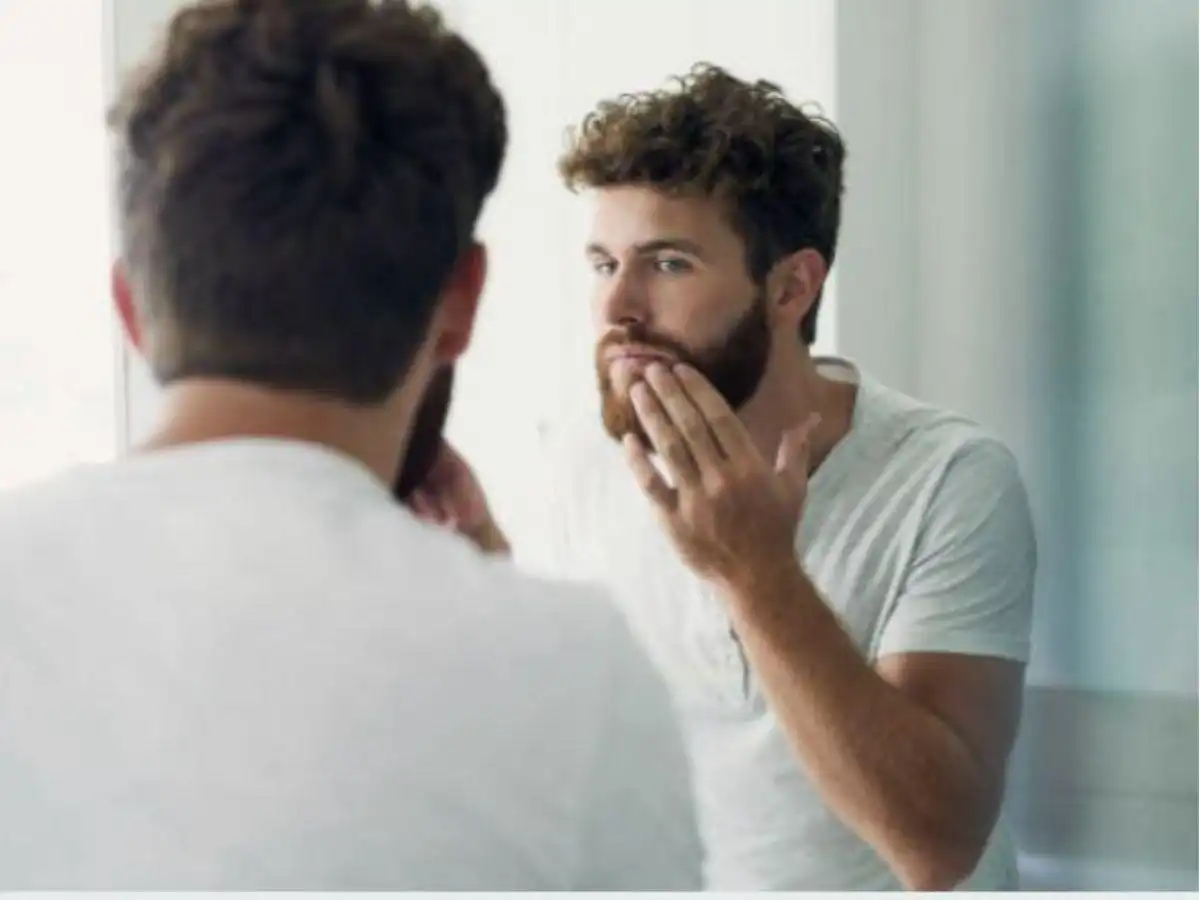 Duy Trì Vệ Sinh & Chăm Sóc Tóc Thường Xuyên Duy Trì Vệ Sinh & Chăm Sóc Tóc Thường Xuyên