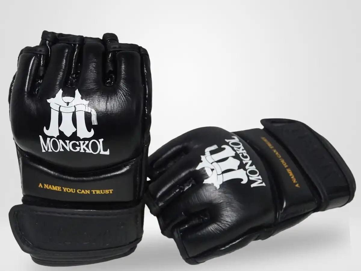 Găng tay MMA da thật thường bền và chịu mài mòn tốt Găng tay MMA da thật thường bền và chịu mài mòn tốt
