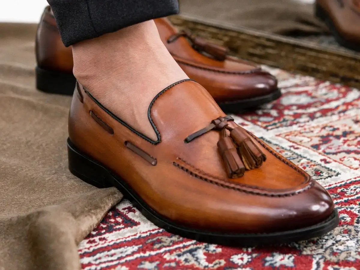 Giày Loafer sở hữu thiết kế tiện lợi, hiện đại