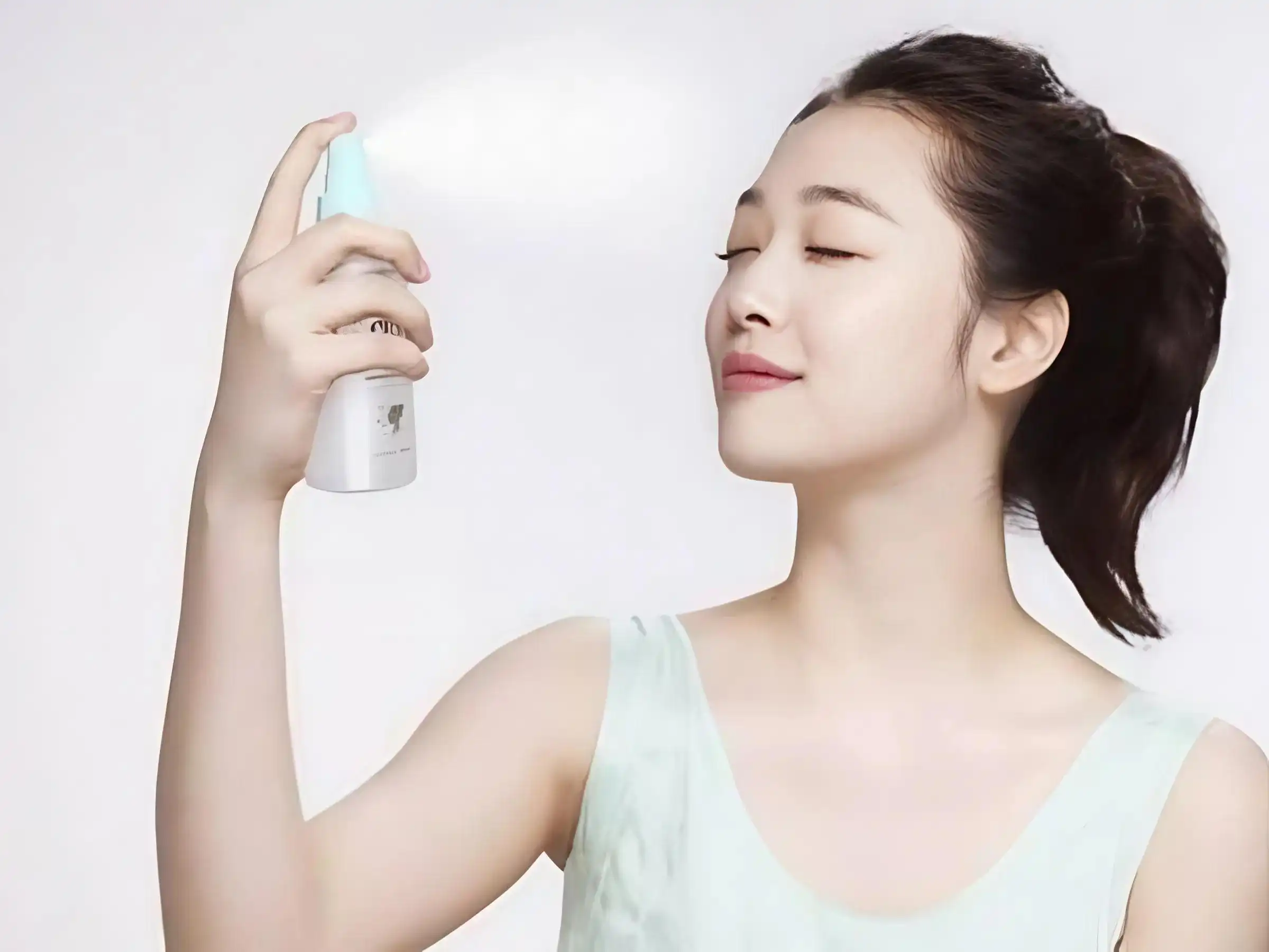 Giữ Lớp Makeup Lâu Trôi - Xịt Khoáng/Khóa Nền Giữ Lớp Makeup Lâu Trôi - Xịt Khoáng/Khóa Nền