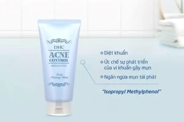 Gợi ý 11 sữa rửa mặt trị mụn cho nam của Nhật Bản