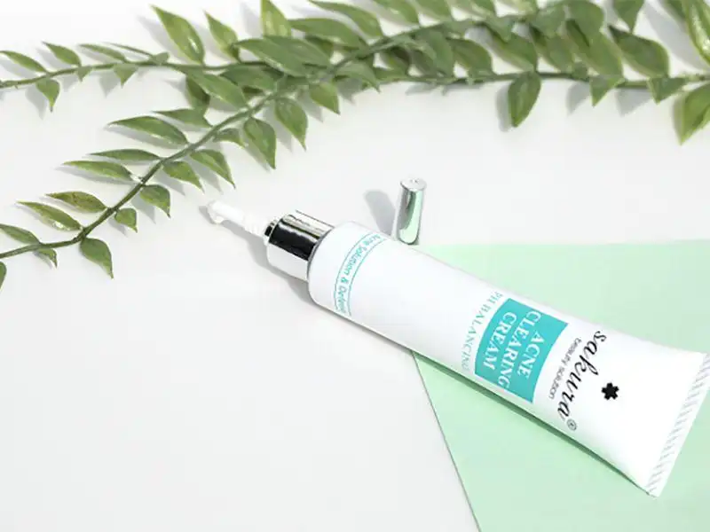 Kem trị mụn dành cho nam Sakura Acne Clearing Cream