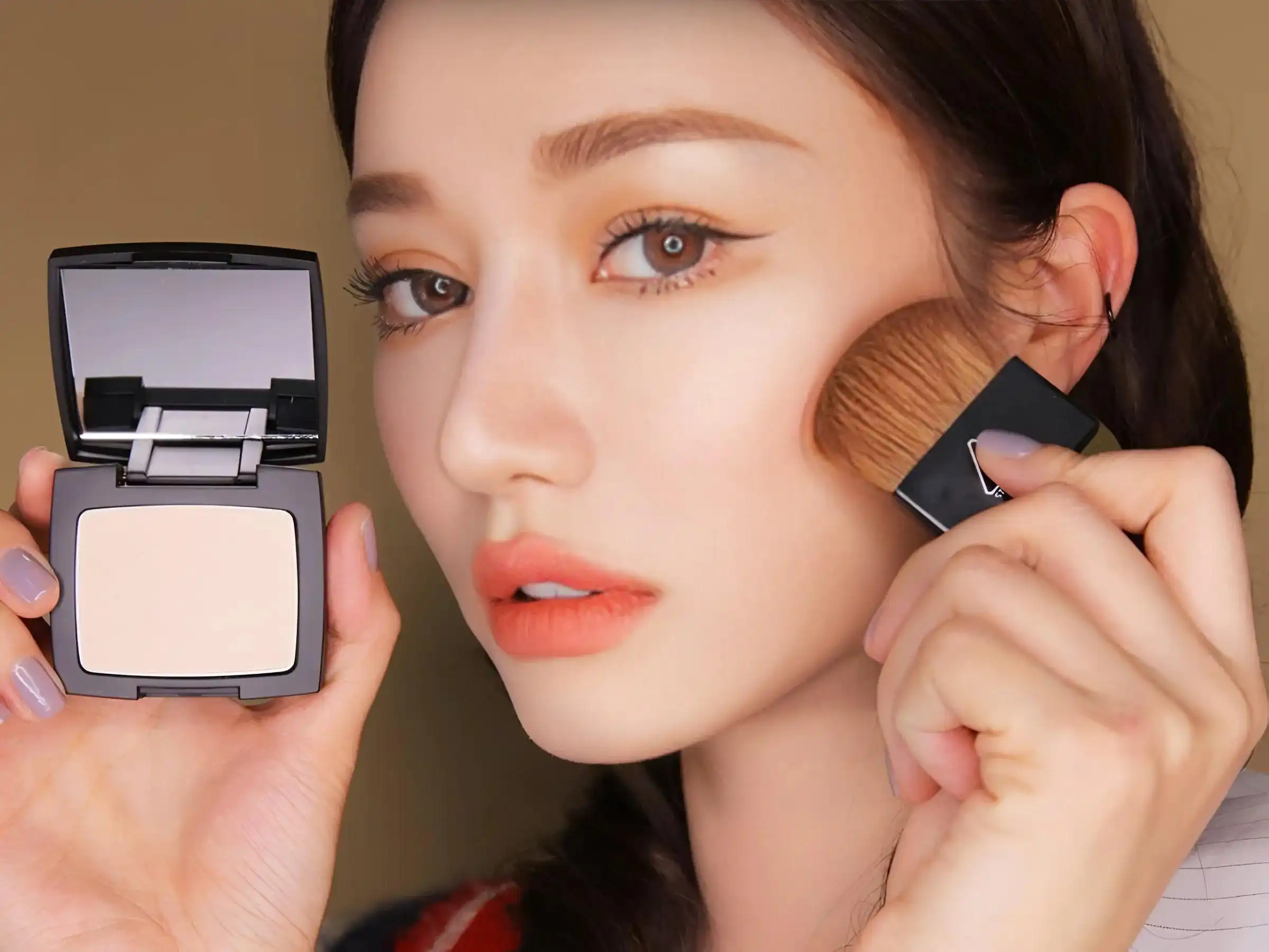 Khóa Nền, Kiềm Dầu - Phấn Phủ Khóa Nền, Kiềm Dầu - Phấn Phủ
