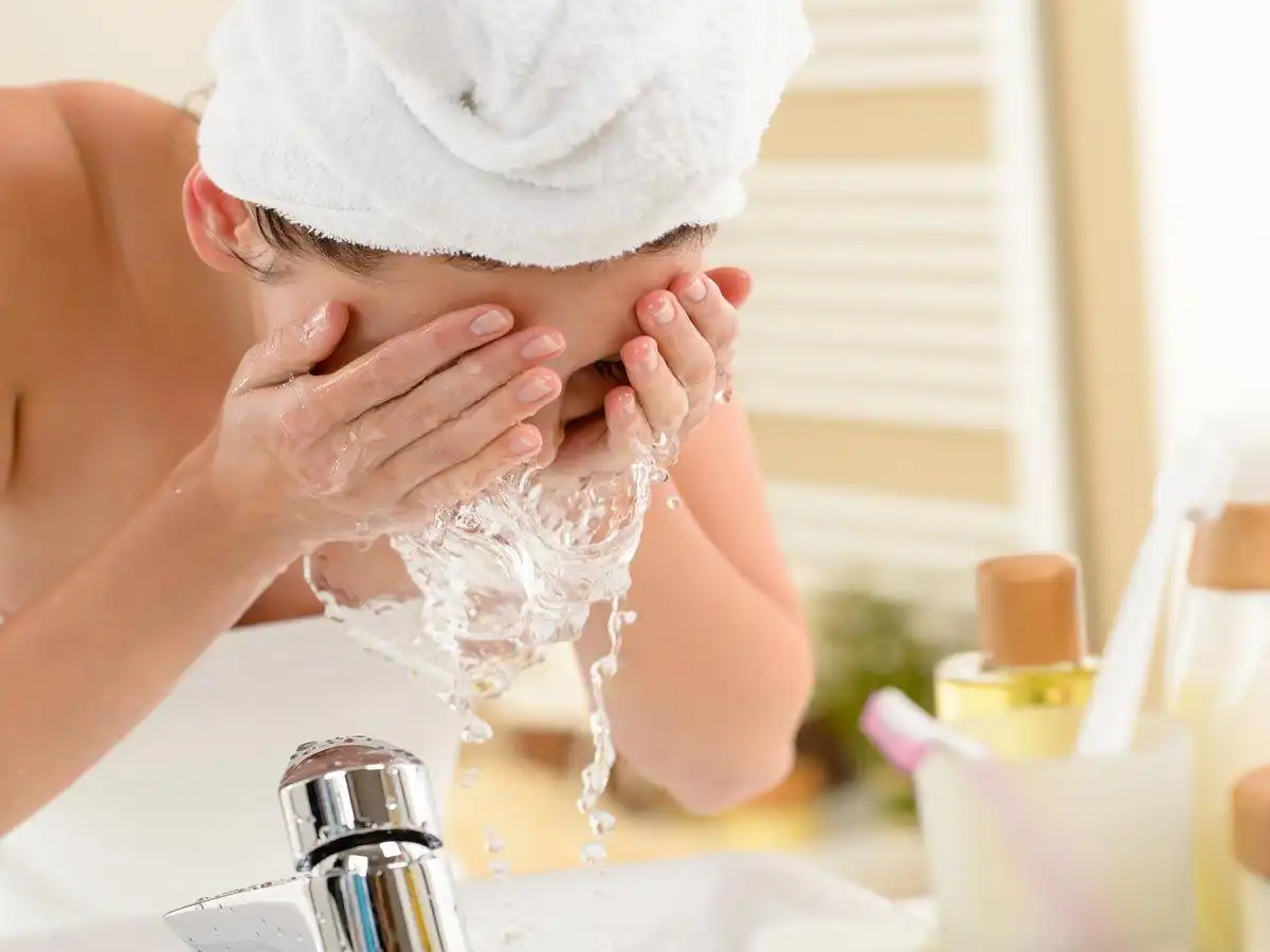 Làm sạch da với nước vo gạo