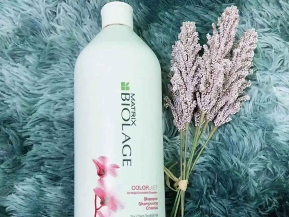 Matrix Biolage có xuất xứ hoàn toàn từ mật ong, cao lanh và dầu dừa