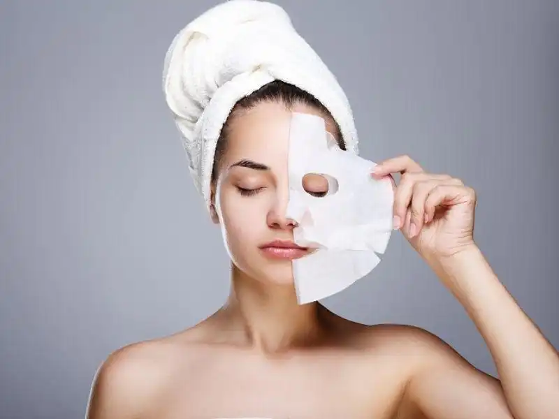 Một trong những bước không thể thiếu để phục hồi da là sử dụng mặt nạ phục hồi da mỏng yếu Một trong những bước không thể thiếu để phục hồi da là sử dụng mặt nạ phục hồi da mỏng yếu