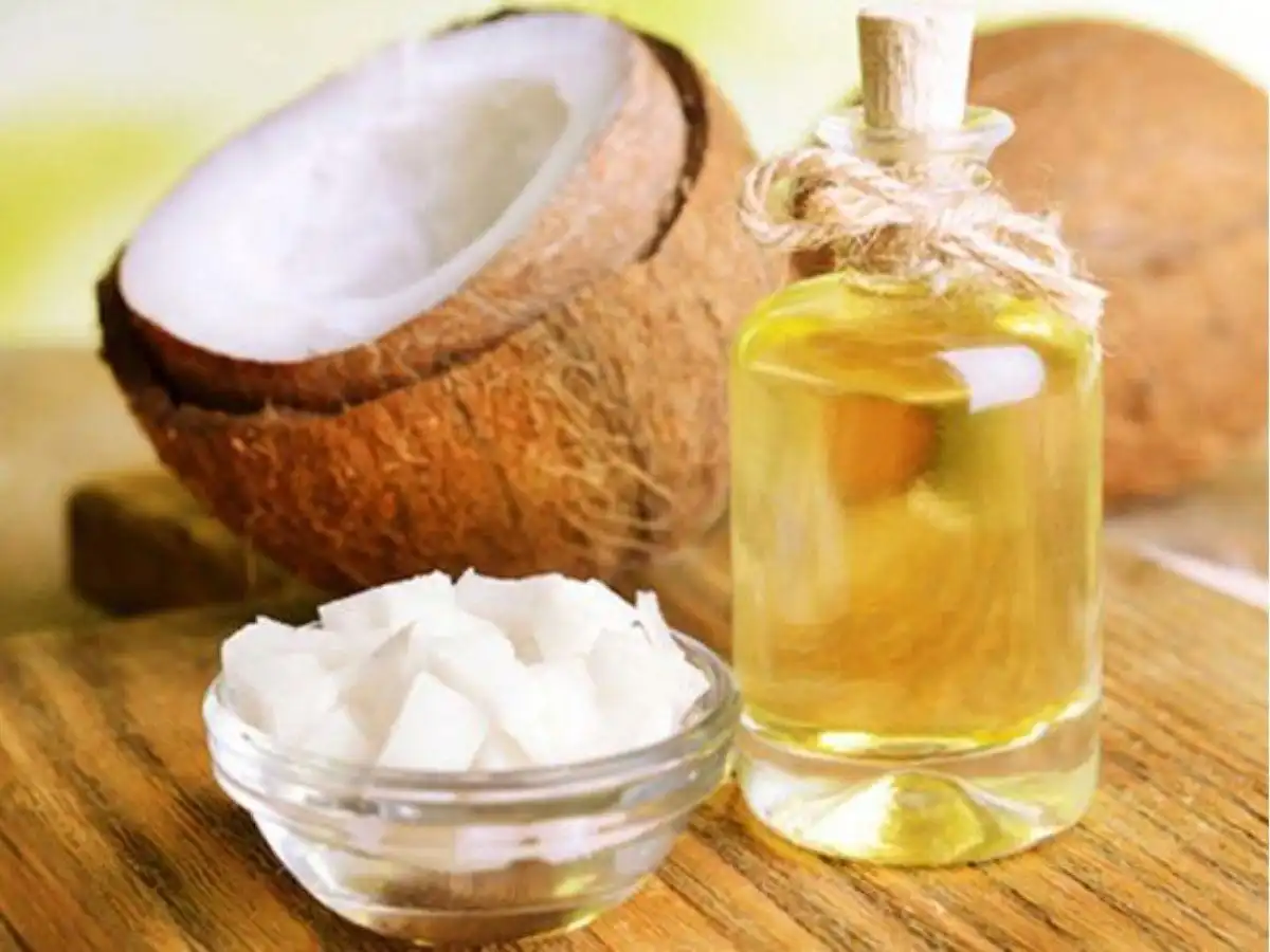 Những Mẹo Trị Gàu Đơn Giản Tại Nhà Có Thể Thử Những Mẹo Trị Gàu Đơn Giản Tại Nhà Có Thể Thử