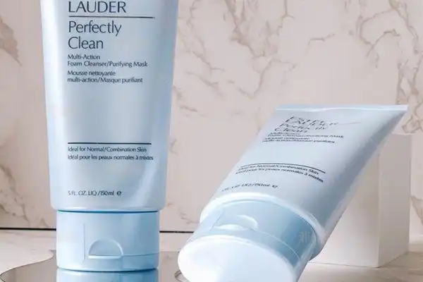 Sữa rửa mặt Estée Lauder