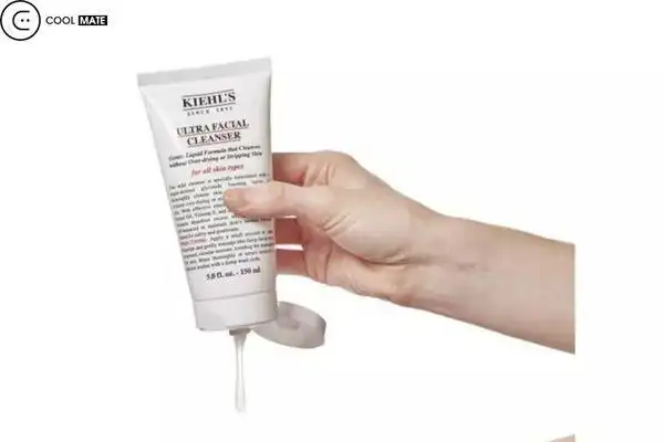 Sữa rửa mặt dành cho nam da khô Kiehl's Ultra Facial Cleanser Sữa rửa mặt dành cho nam da khô Kiehl's Ultra Facial Cleanser