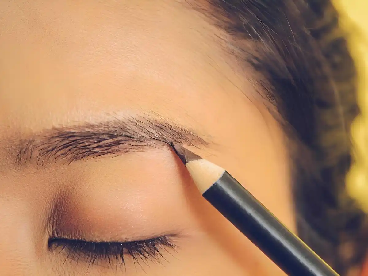 Tại sao lại là must-have item trong túi đồ makeup? Tại sao lại là must-have item trong túi đồ makeup?