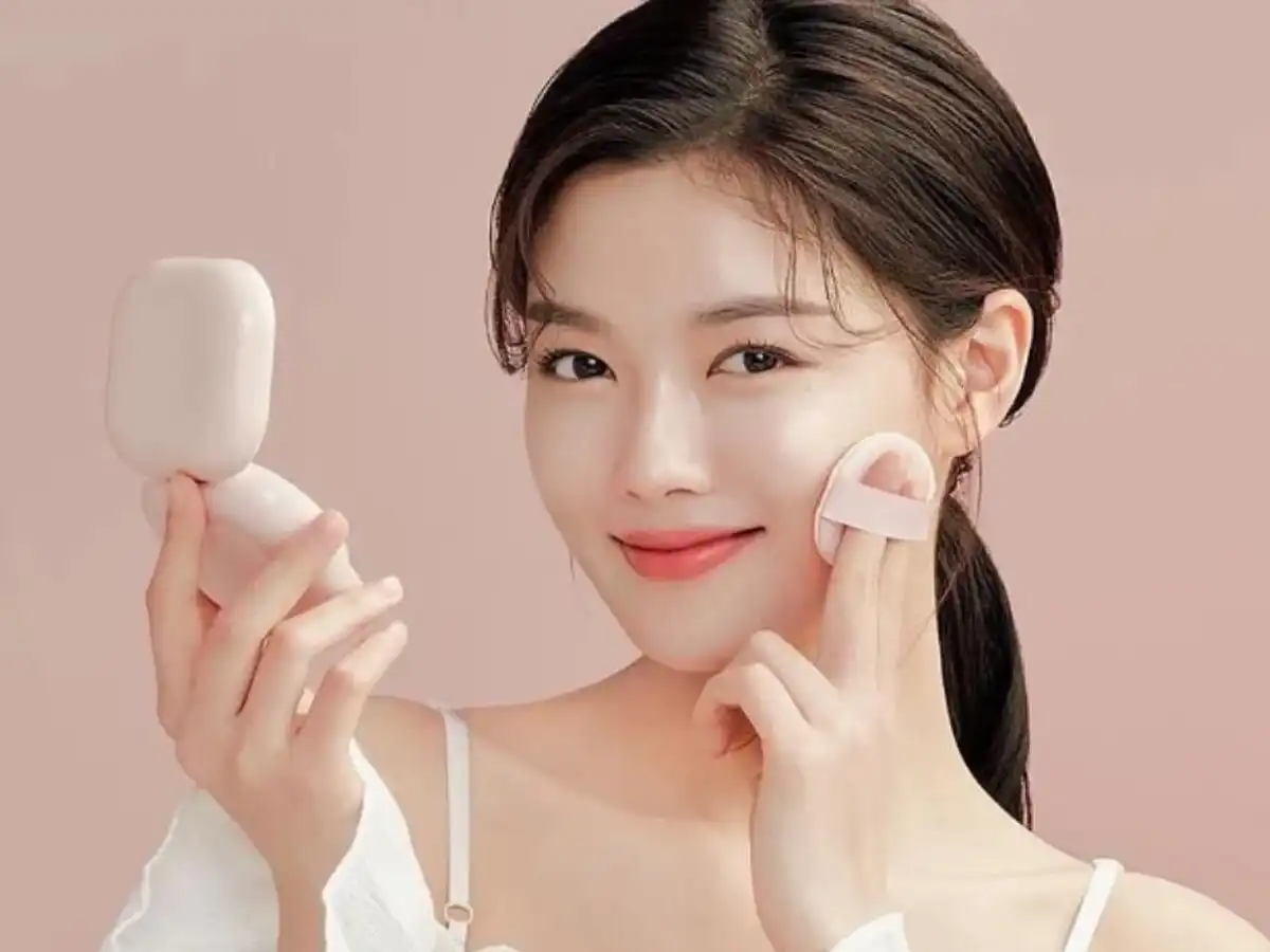 Tìm chọn phấn nước kiềm dầu với thành phần phù hợp Tìm chọn phấn nước kiềm dầu với thành phần phù hợp