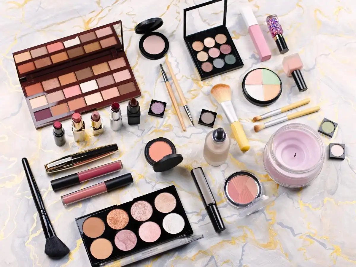 Tổng hợp những món đồ trang điểm cơ bản mà newbie nên sở hữu