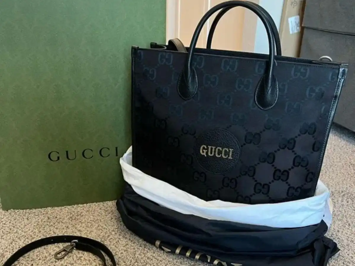 Túi Gucci Off The Grid thể hiện phong cách hiện đại, tiện dụng Túi Gucci Off The Grid thể hiện phong cách hiện đại, tiện dụng