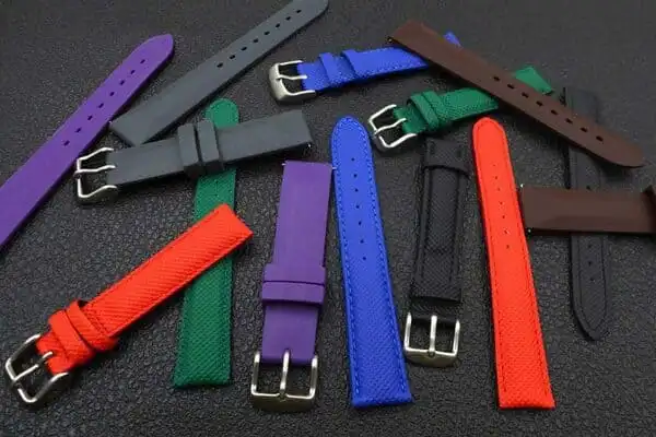 Vô số kiểu dáng và mẫu mã dây đồng hồ cao su giúp bạn dễ dàng lựa chọn Vô số kiểu dáng và mẫu mã dây đồng hồ cao su giúp bạn dễ dàng lựa chọn