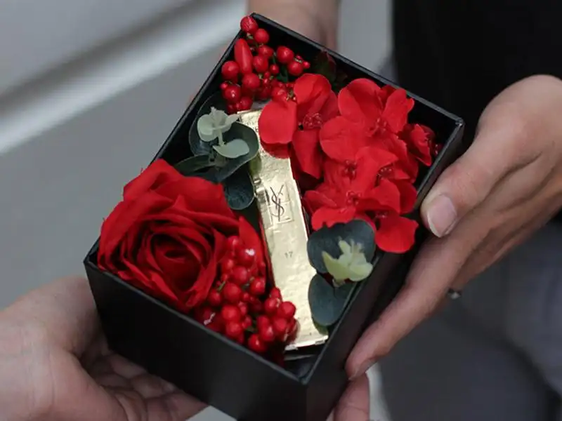Ý nghĩa của việc tặng son môi vào ngày Valentine